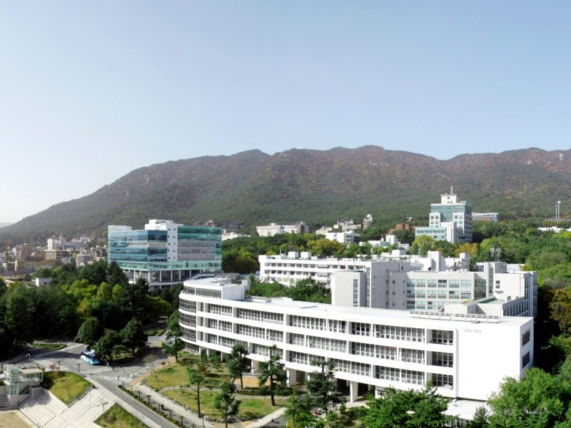 Đại Học Quốc Gia Pusan (Busan)
