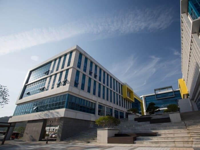 Đại Học U1 (Yoo Won University)
